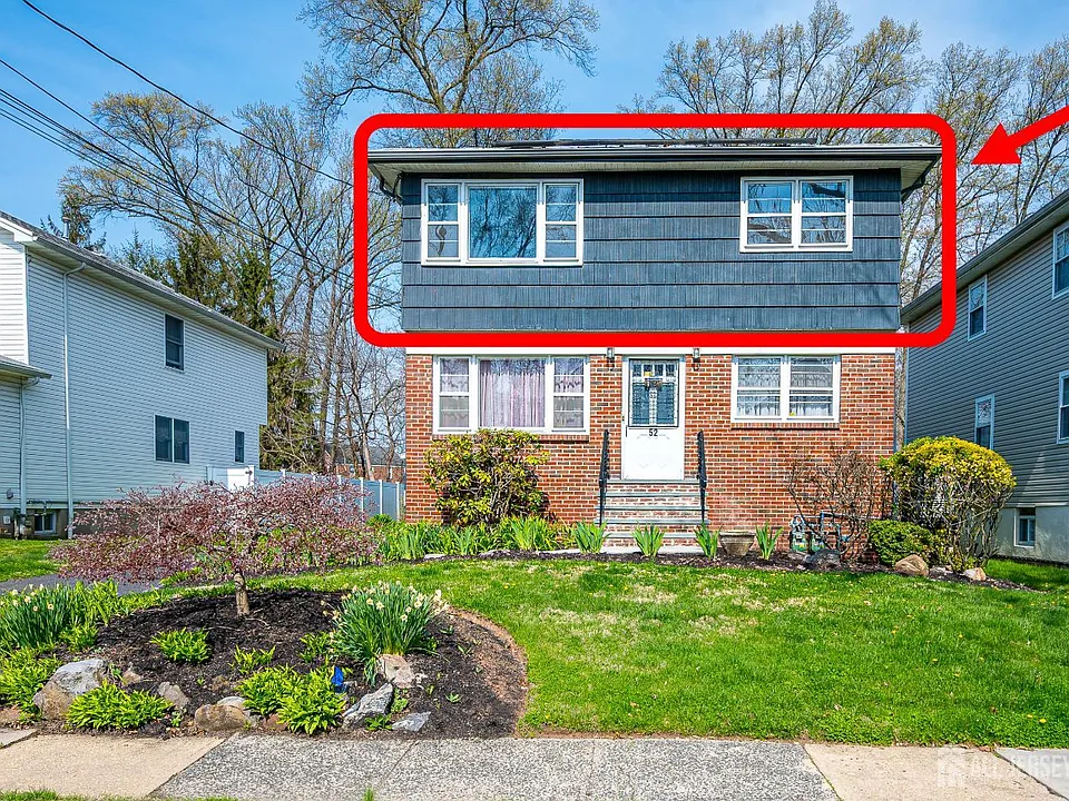 52 Johnson Ave