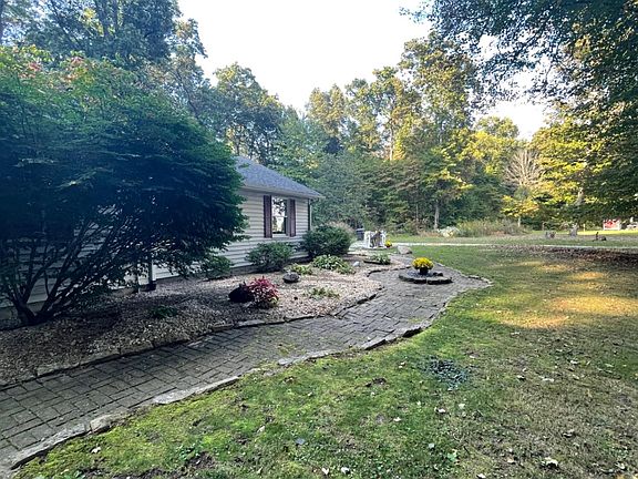4th image of 8401 E County Road 50 N