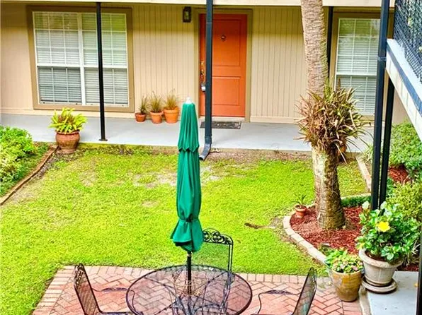 2521 Metairie Lawn Dr #103, Metairie, LA 70002