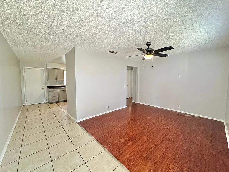 5665 Struthers Ct — Photo 19