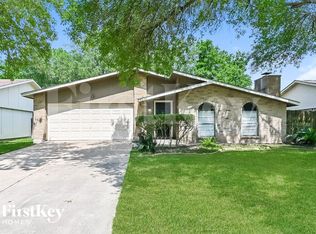7215 Corta Calle Dr, Houston, TX 77083