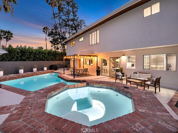 3rd image of 4391 Pampas Rd