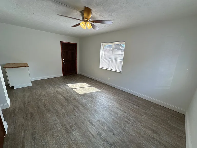 N High St 2228 TPP — Photo 40