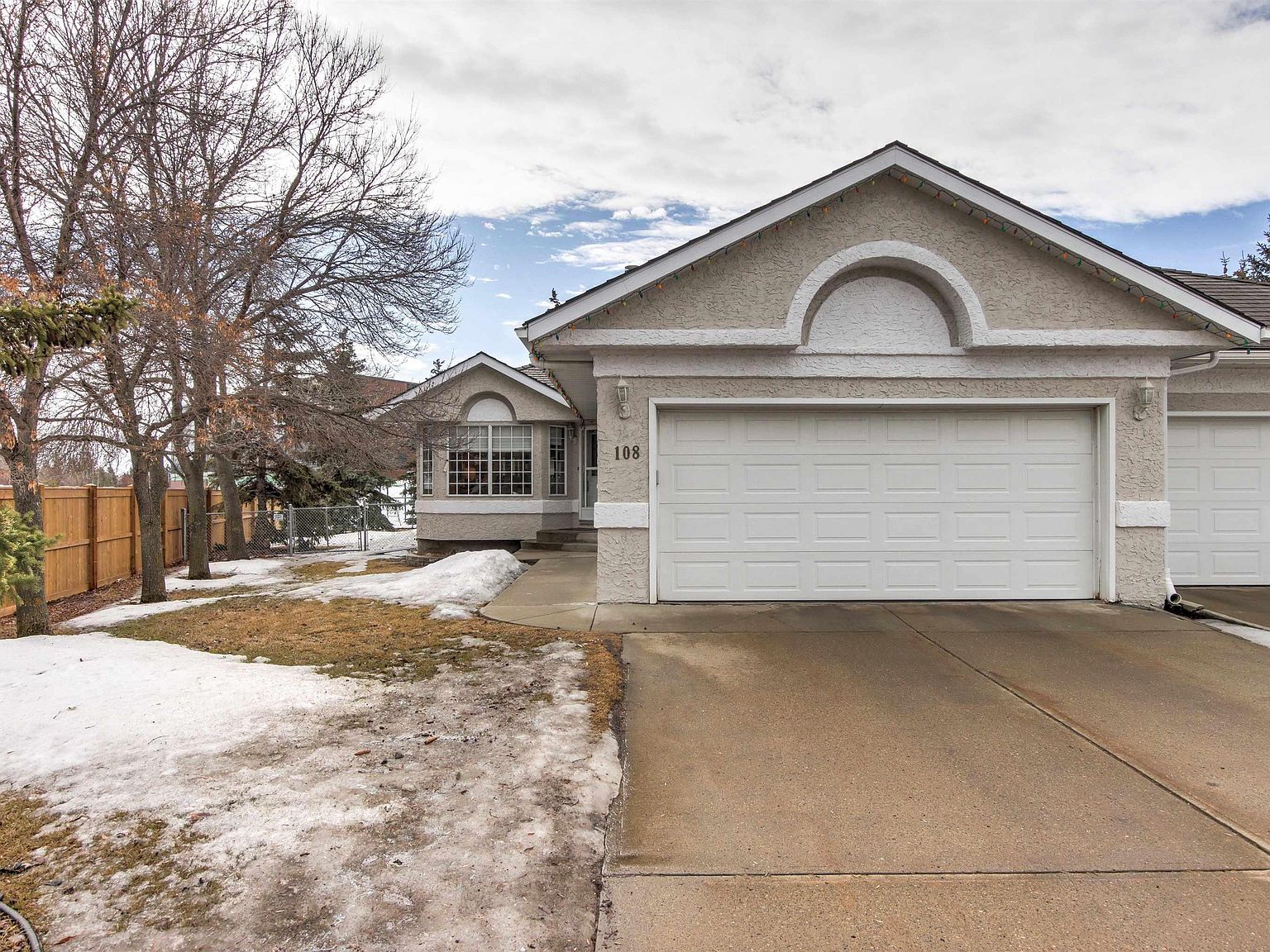 108 Ironwood Pl NW