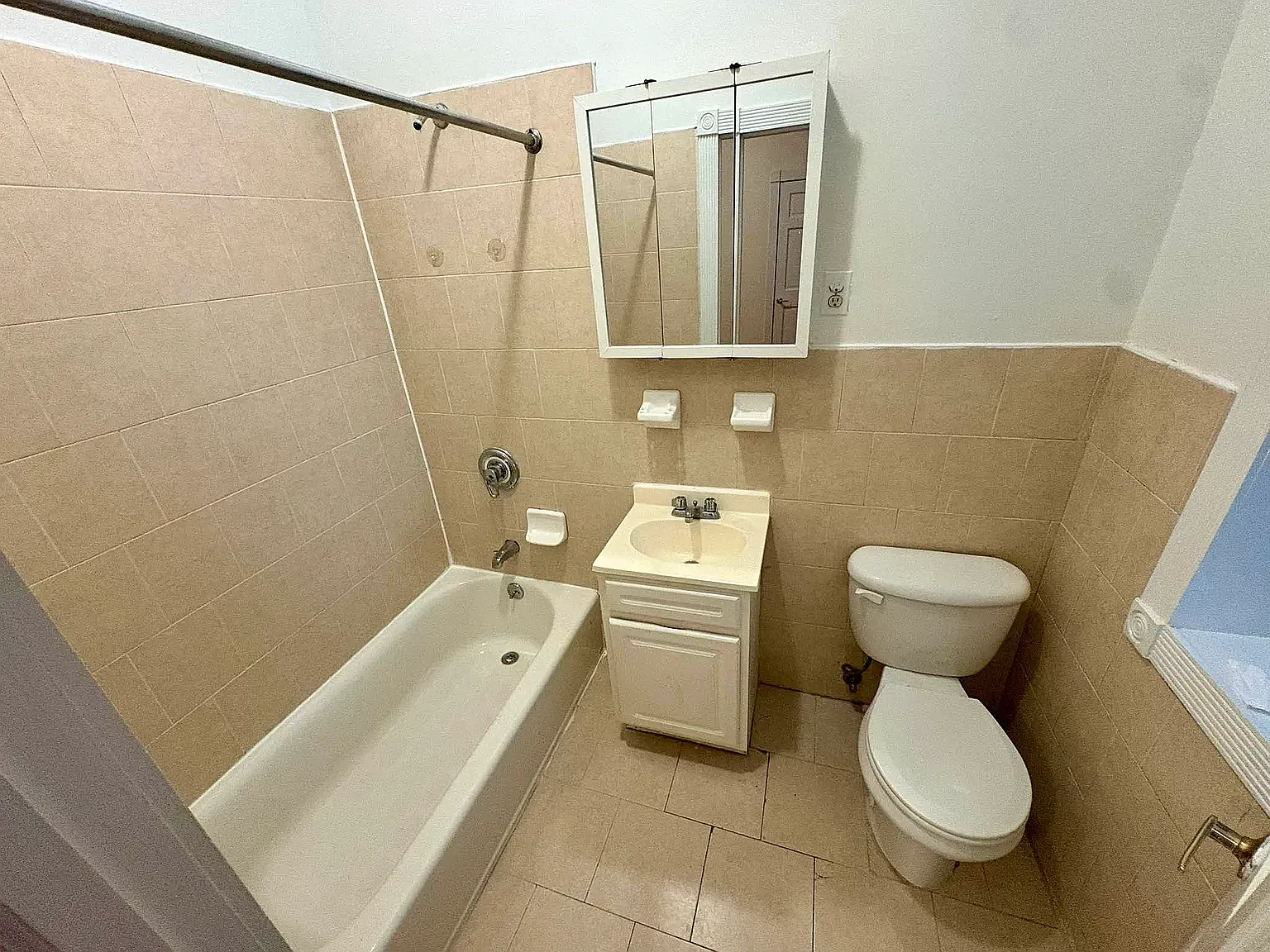 271 Fort Washington Avenue — Photo 3