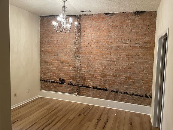 5th image of 36 E Cross St #1