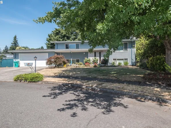 11611 NE Flanders St, Portland, OR 97220