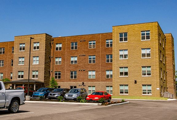 4th image of 1602 Murdoch Ave #18055935