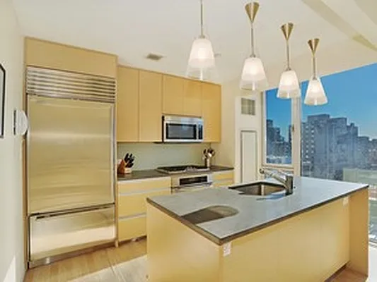Sold by Corcoran | media 1