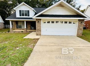 7985 Deerwood Dr, Daphne, AL 36526