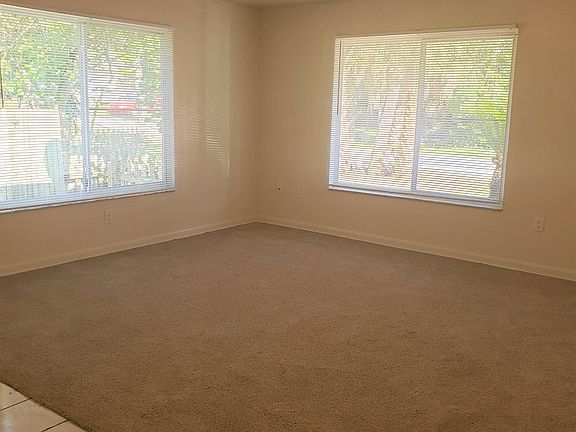 3rd image of 137 Highland Ave
