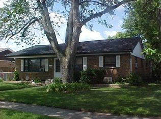 10942 Lombard Ave, Chicago Ridge, IL 60415