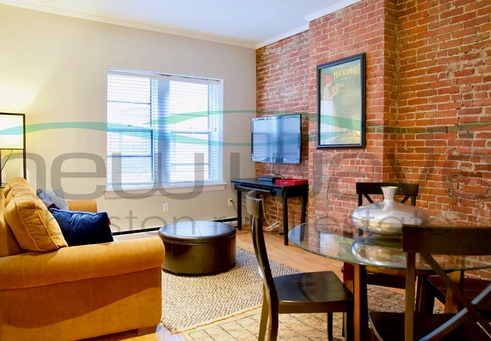 17 Garrison St #5