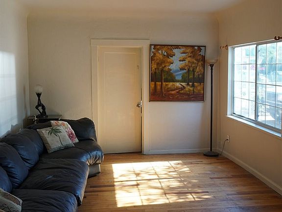 2nd image of 2231 Euclid Ave