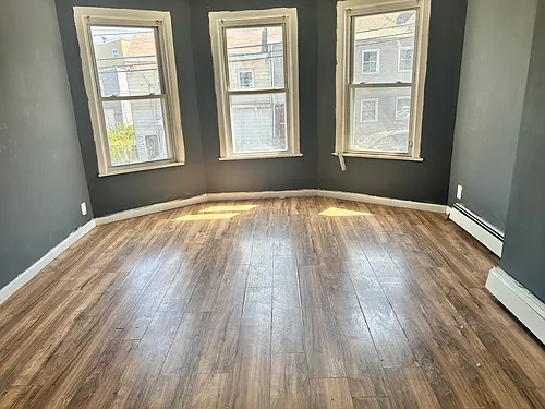 173 Slater St #2 Photo 1