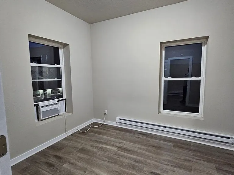 Robinson Heights — Photo 19