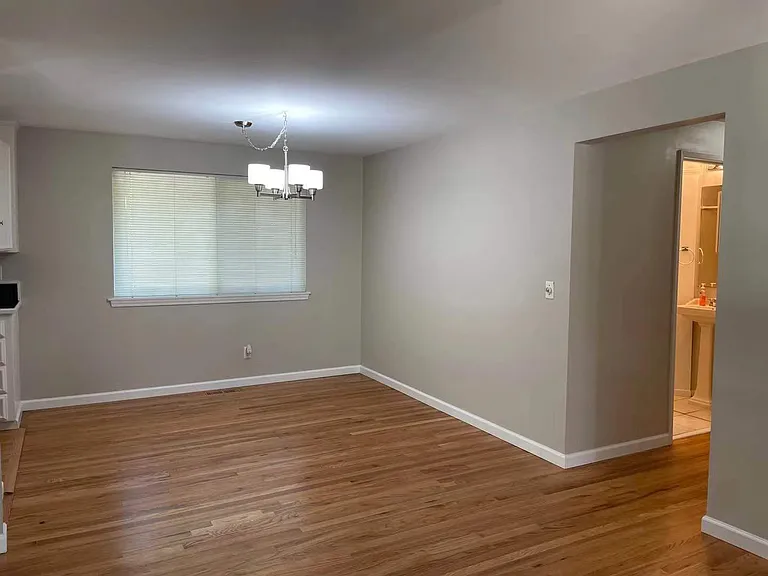 16644 SE 16th St — Photo 6