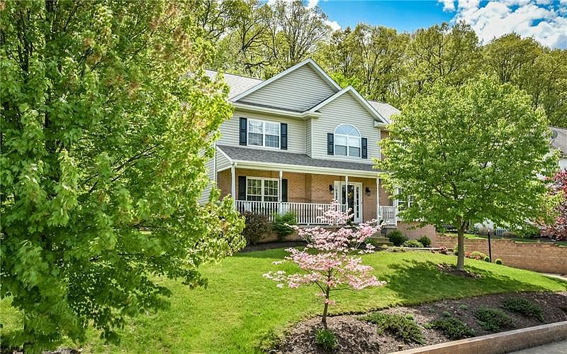 1st image of 156 Autumn Hill Dr