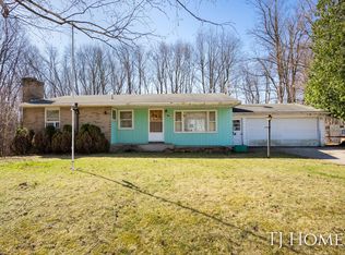 1700 Boulder Dr, Hastings, MI