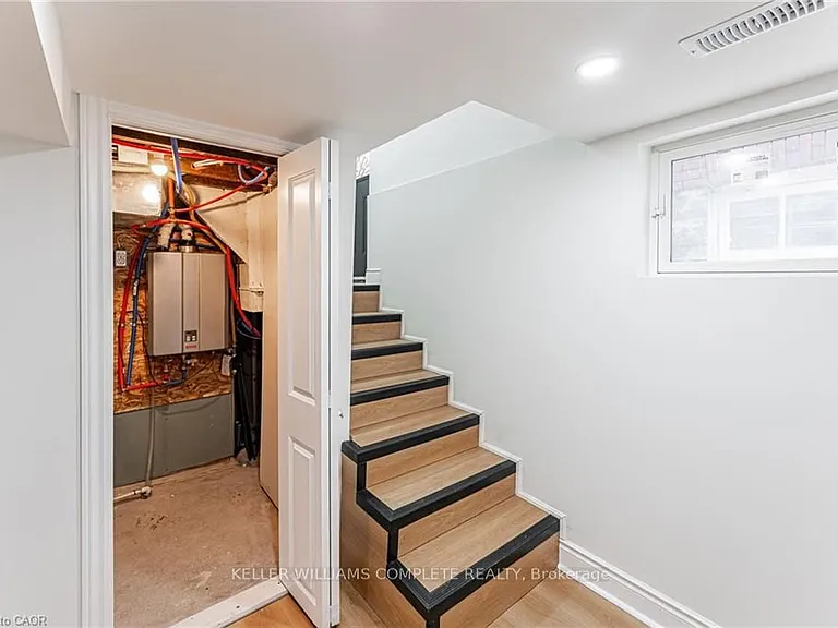 15 Barnesdale Ave N #2 — Photo 10