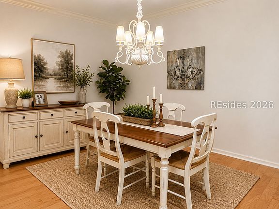 4th image of 179 Hampton Circle