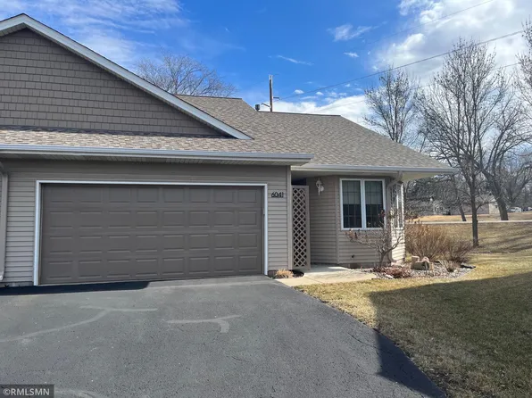 6041 Raven Ridge Ct, Rockford, MN 55373