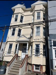 422 Saint Pauls Ave APT 1, Jersey City, NJ, 07306
