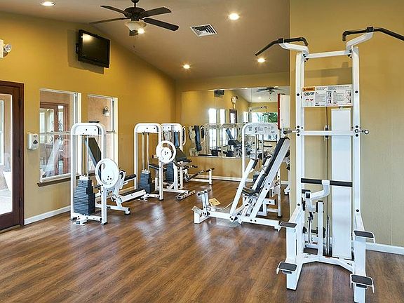 5th image of 6000 Montano Plaza Dr NW #23F