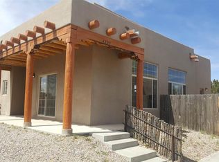 4209 Rock Castle Ln, Santa Fe, NM 87507