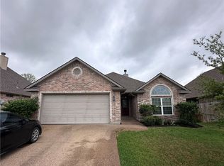 4008 Merlemont Ct, College Station, TX 77845