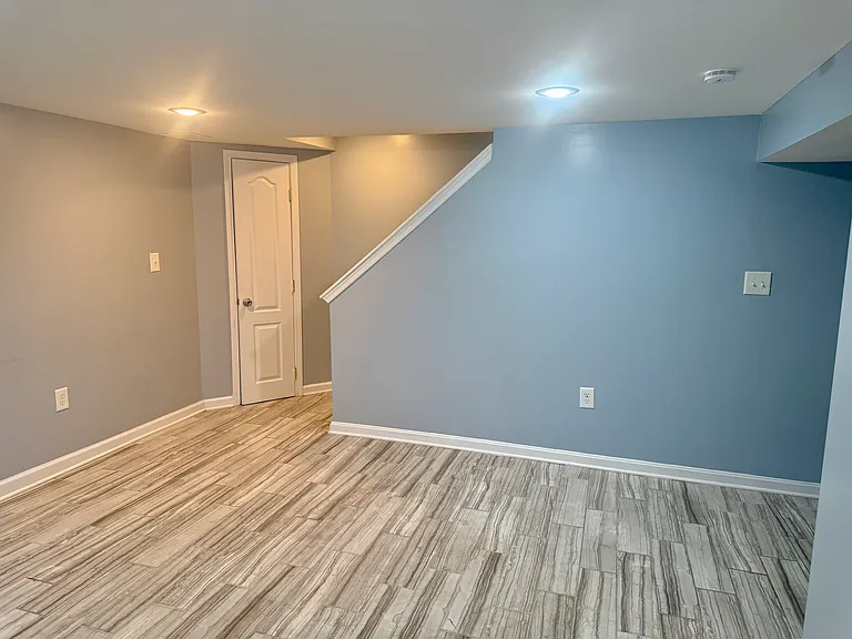 1327 Walker Ave — Photo 11