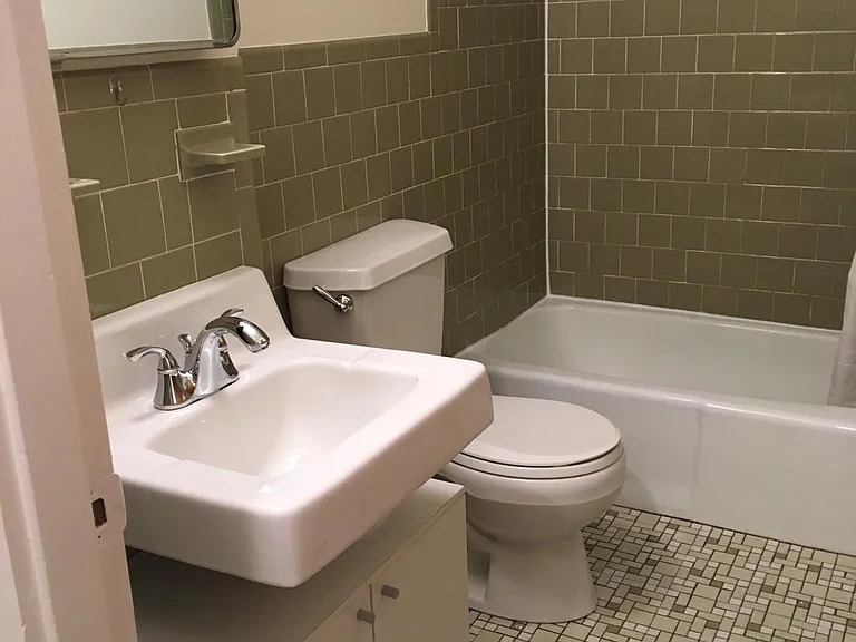 62 Lexington St #2 — Photo 5