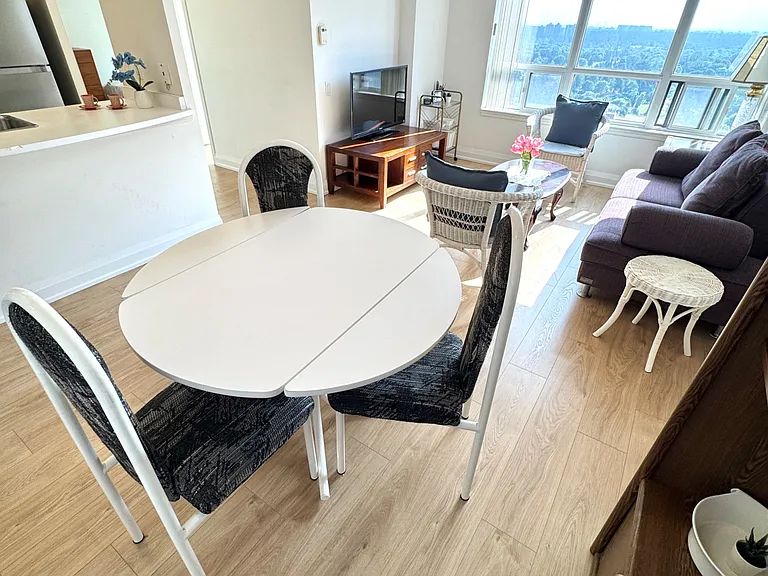 8 Hillcrest Ave #2101 — Photo 11