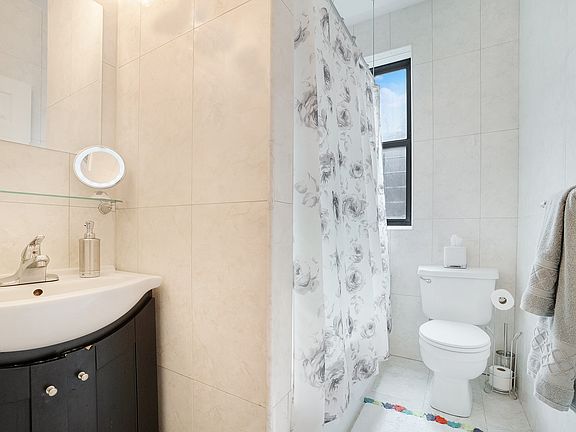 3rd image of 510 W 123rd St APT 34