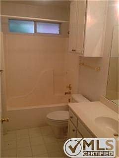 4th image of 1611-1609 W Hunt St