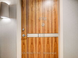 95 McMahon Dr #3102, Toronto, ON M2K 0C2