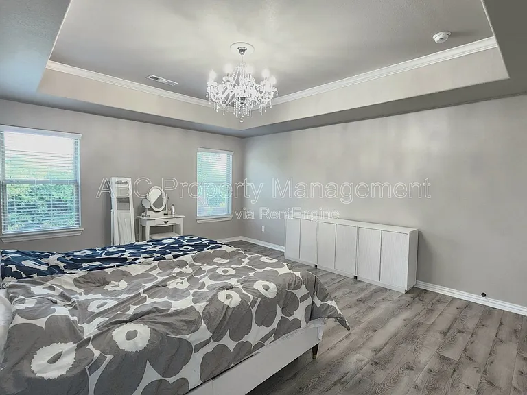 5009 E Truman Ln — Photo 20