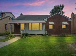 11356 Hemingway Ave, Redford, MI 48239