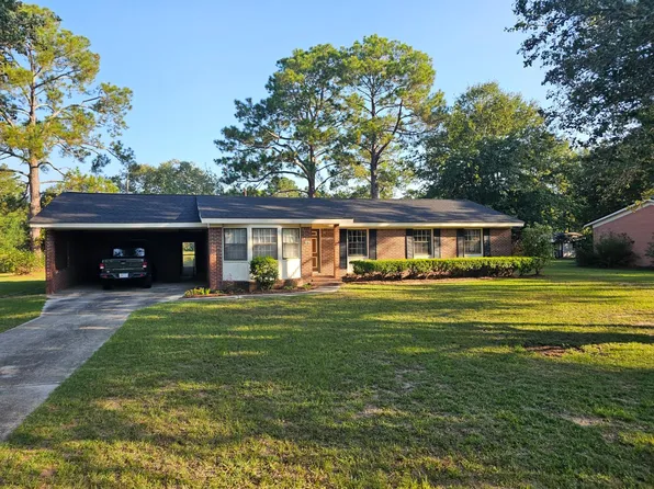 912 Bonny Cir, Moultrie, GA 31768