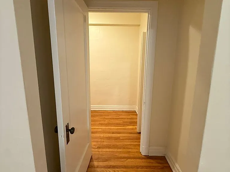 New King Edward Apartments — Photo 55