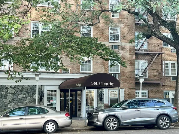 149-30 88th Street #2E, Howard Beach, NY 11414