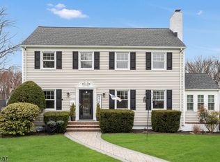 586 Yorktown Rd, Union, NJ 07083