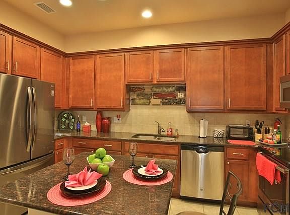 2nd image of 1048 Kilkenny Ln