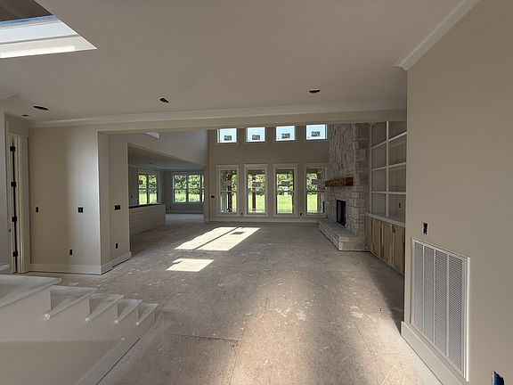 4th image of 395 Holly Grove Rd
