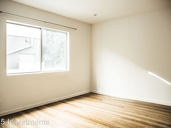 4th image of 1343 N Martel Ave APT 06