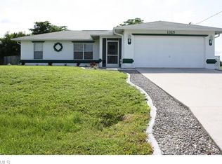 1325 NE Juanita Pl, Cape Coral, FL 33909