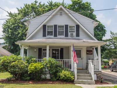 7 Hennion Pl, Bloomingdale, NJ, 07403