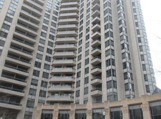 15 Northtown Way #1618, Toronto, ON
