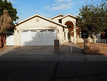 1st image of 1013 N Sinoff Ave