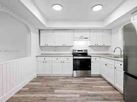 6531 SW 19th St, Pompano Beach, FL